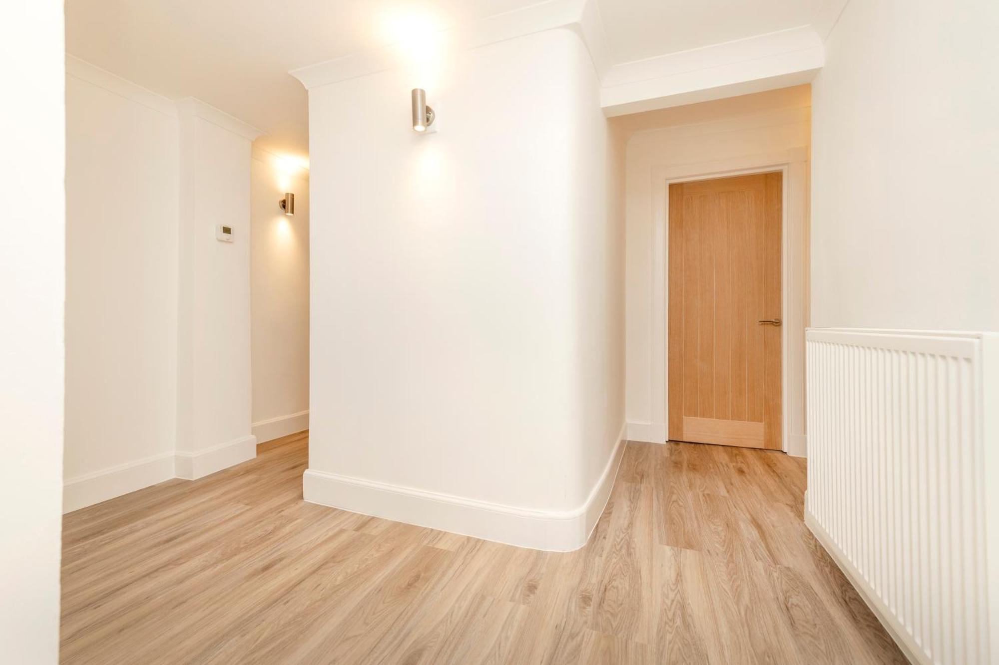 Joivy 3Br Flat In Haymarket With Free Parking เอดินบะระ ภายนอก รูปภาพ